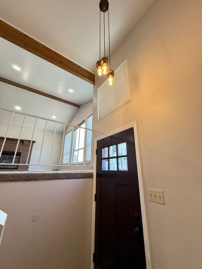 Building Photo - Spacious Comfort Meets Practical Living in...