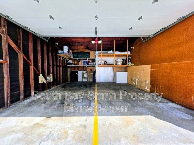 Building Photo - 57 7th Ct