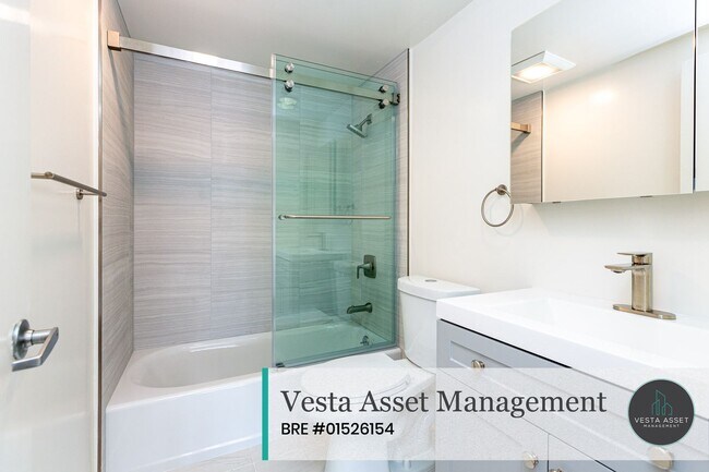 Building Photo - Spacious Designer Loft in One of San Francisco's Most Connected Neighborhoods