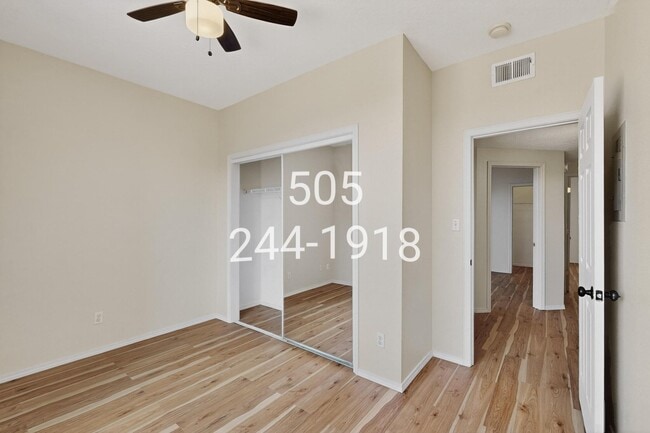 Building Photo - 1121 Meadowlark Way SE