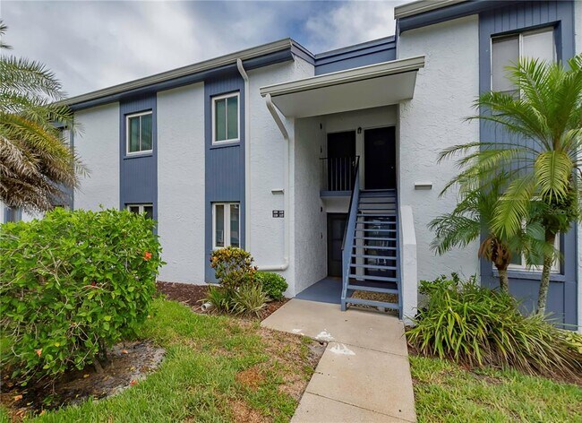 Building Photo - 120 Cypress Ln