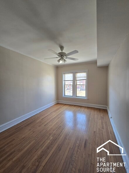 Building Photo - 5131 N Damen Ave