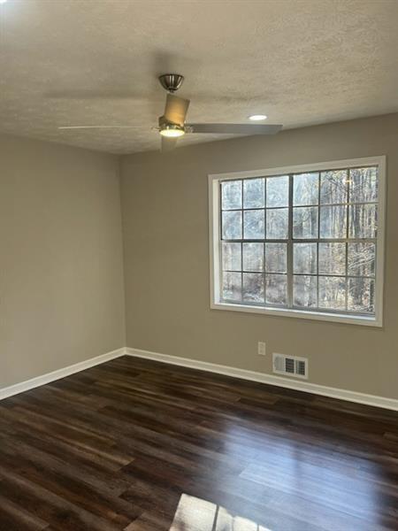 Building Photo - 2794 Nathan Ct SW