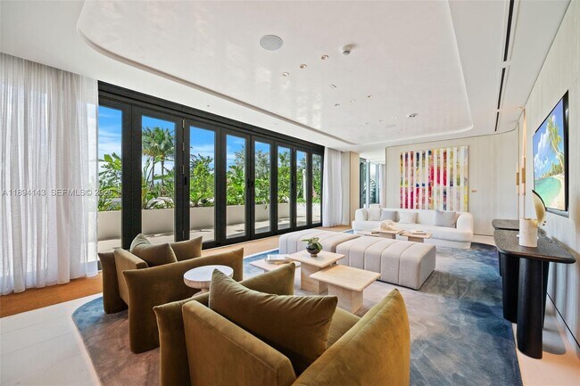 Building Photo - 900 N Ocean Blvd