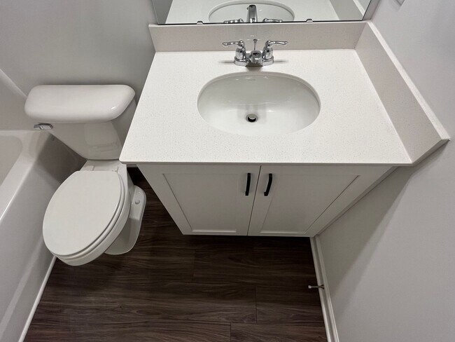 Building Photo - **OFFERING RENT PROMOTION FOR FIRST 6 MONTHS & REFUNDABLE APPLICATION FEES** Stunning 3BD, 2.5BA ...