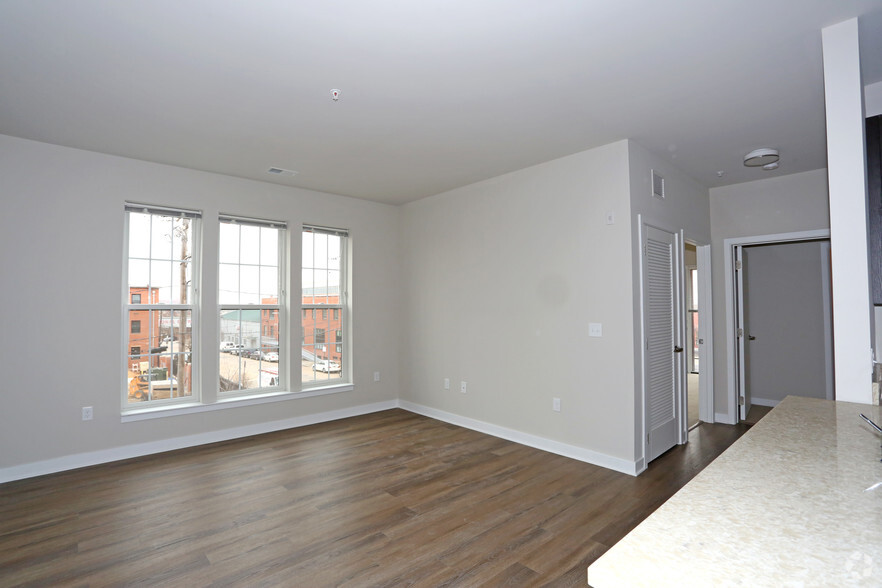 Living Area - 3610 Dillon Apartments