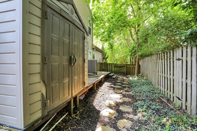 Building Photo - 14314 Leland Muse