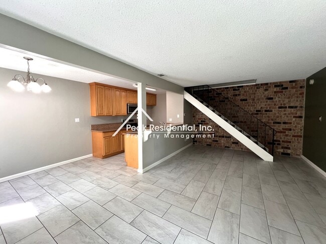 Building Photo - A Very Nice 2bd/1ba Citrus Heights Condo with Garage