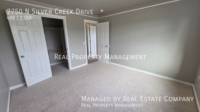 Building Photo - 2750 N Silver Creek Dr