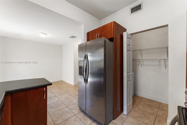 Building Photo - 18032 NW 74th Ct