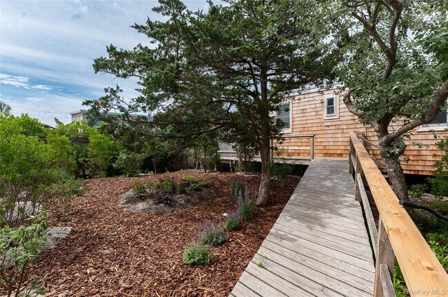 Building Photo - 57 Juniper Ave