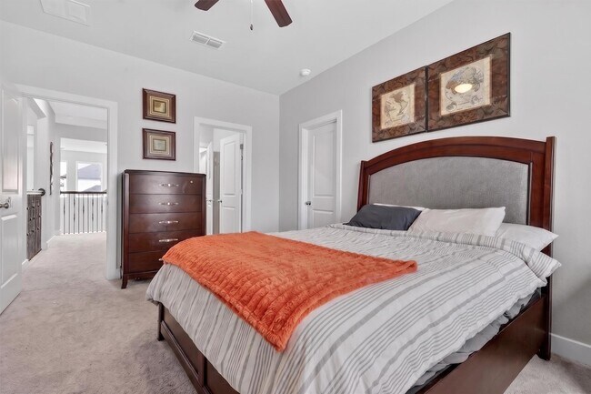 Building Photo - 21711 Emerton Cres Wy