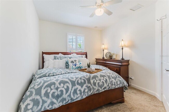 Building Photo - 1564 Napoli Dr W