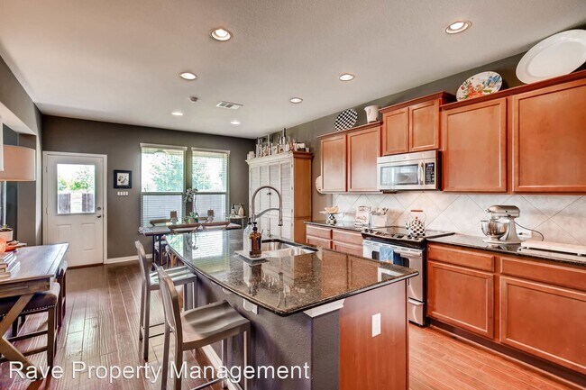 Building Photo - 16005 Hampton Bliss Trace