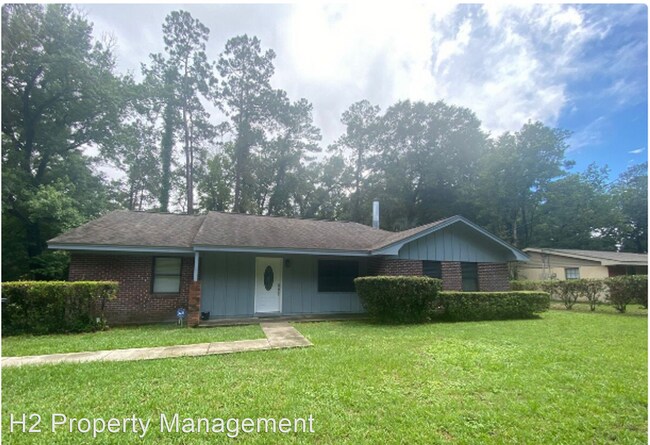 Primary Photo - 4 br, 3 bath House - 711 Springsax Rd