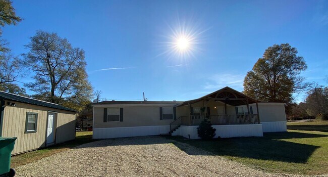 Building Photo - 35782 Bend Rd