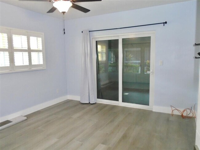 Building Photo - 1991 NE 32nd St