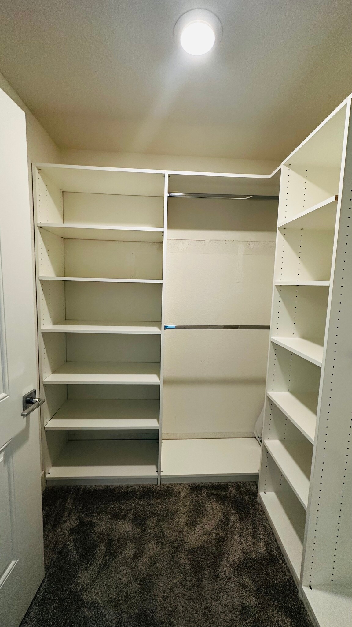 Building Photo - 5933 Sunstone Dr