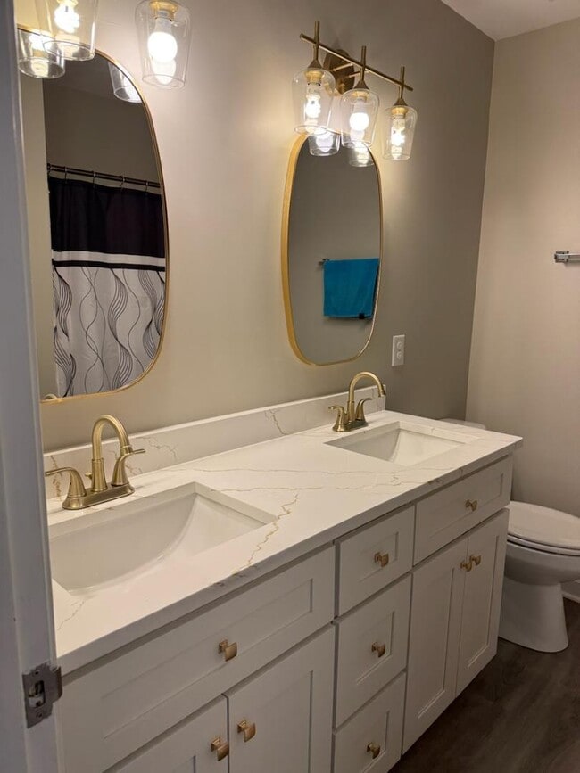 Building Photo - 11804 Shavenrock Pl