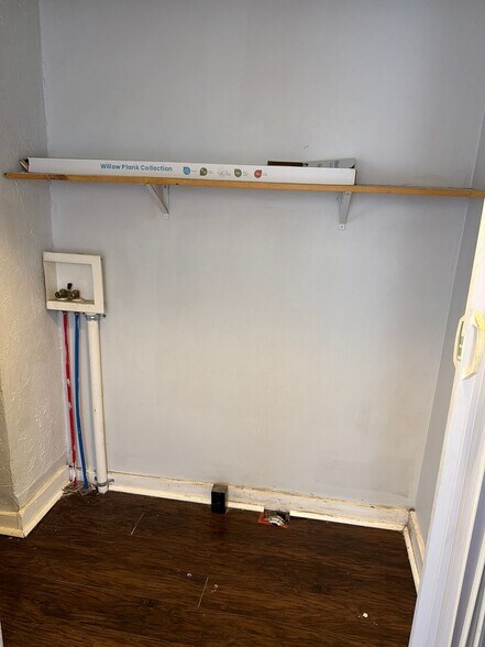 Building Photo - 1938 N Dearborn St