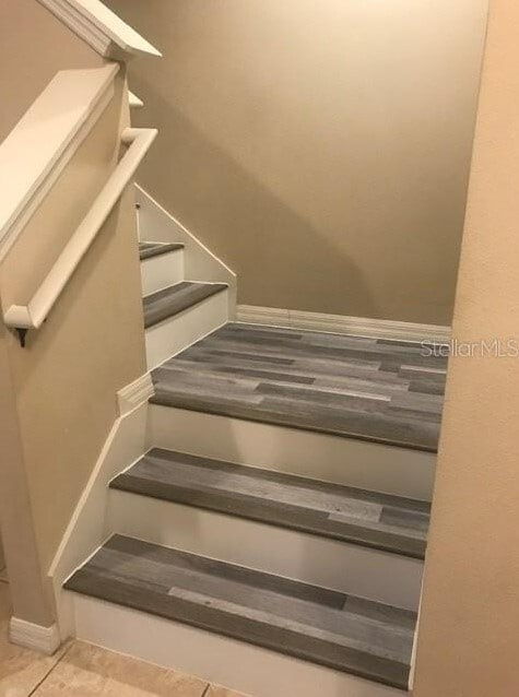 Building Photo - 13718 Beckman Dr