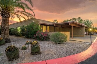 Building Photo - 510 W Cll Lago