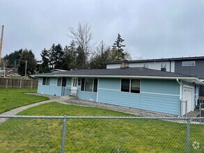 Building Photo - South Tacoma 3 Bedroom, 2 Bath Rambler