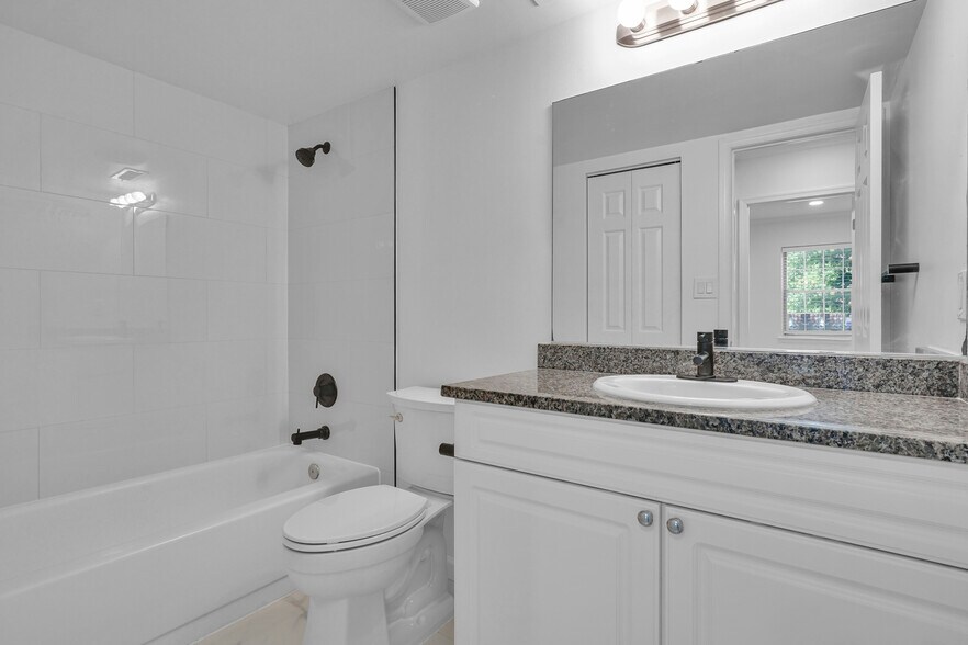 Building Photo - 3609 38th St NW