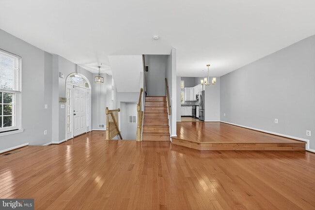 Building Photo - 2901 Mainstone Dr