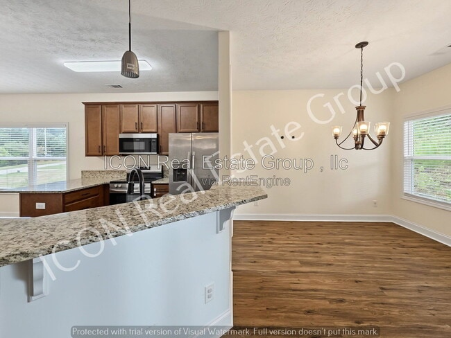 Building Photo - 55 Cranbrooke Dr