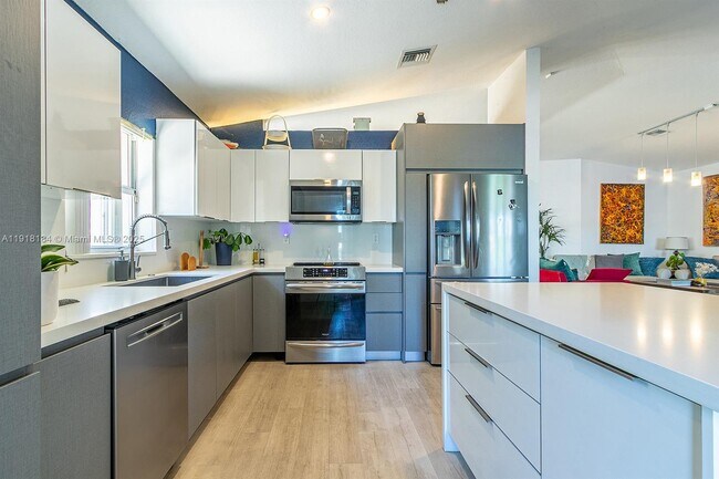 Building Photo - 12101 SW 135th Terrace