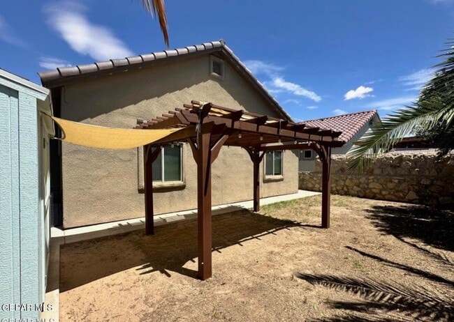 Building Photo - 13514 Everingham St