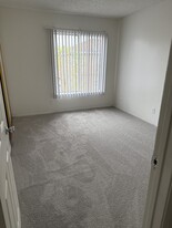 Building Photo - 14133 Lemoli Ave