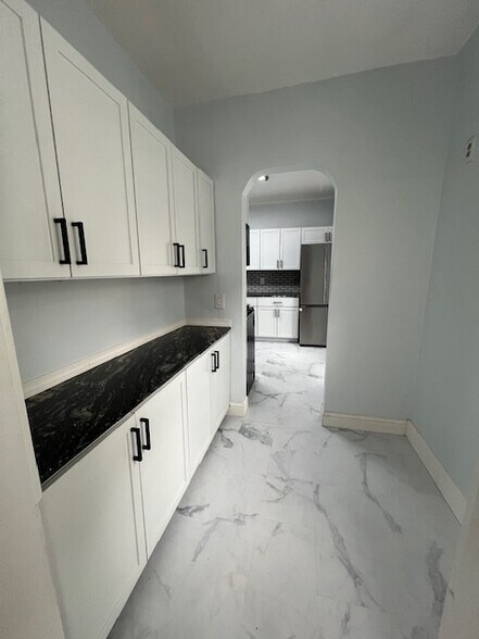 Building Photo - 602 Westcott St