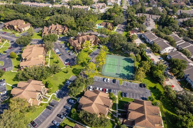 Building Photo - 360 Lakepointe Dr