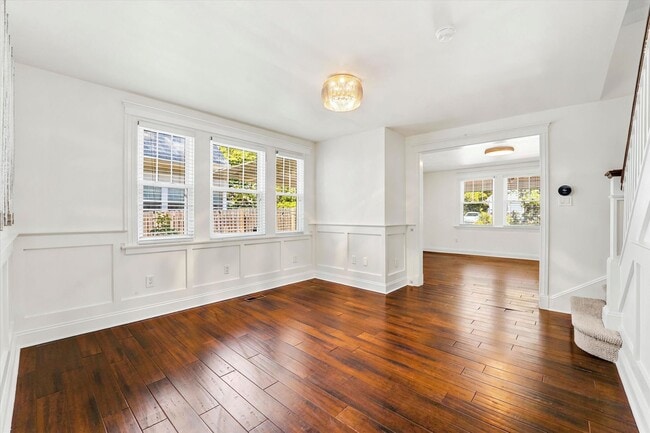 Building Photo - Available Now – Move-In Ready Paoli Gem With Updated Finishes, Loft Space & Parking