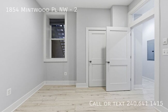 Building Photo - 1854 Mintwood Pl NW