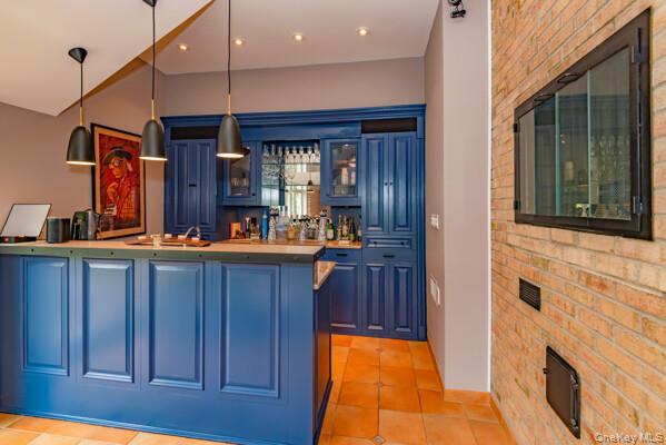 Building Photo - 27 W Tiana Rd