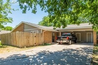 Building Photo - 10622 Golden Quail Dr