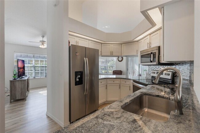 Building Photo - 615 Juniper Way