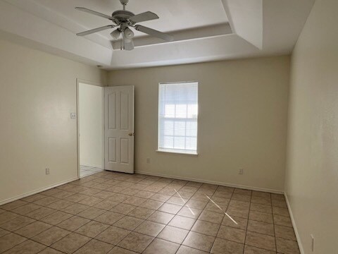 Building Photo - 1200 Violet Ave