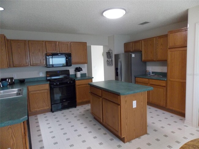 Building Photo - 1256 Camero Dr