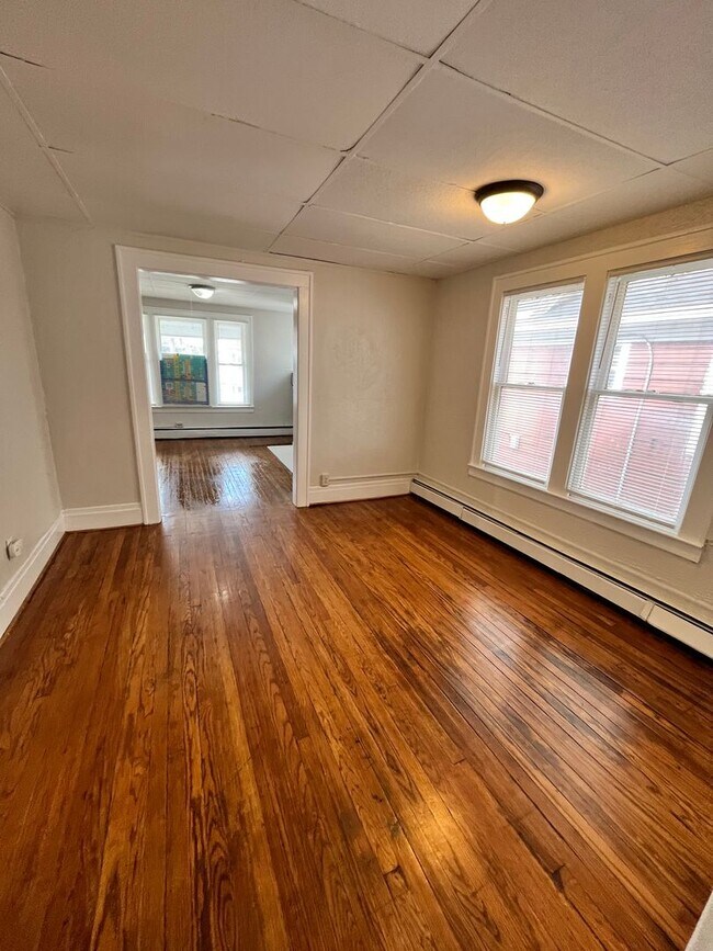 Building Photo - 128-130 Mildred Ave.