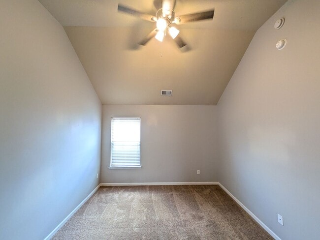 Building Photo - 2609 Serenity Ln