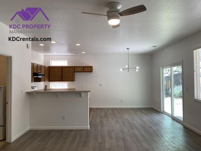 Building Photo - 1024 Westcreek Ln