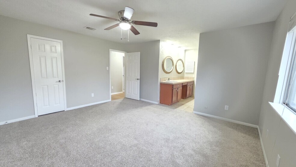 Building Photo - 14855 Easingwold Dr