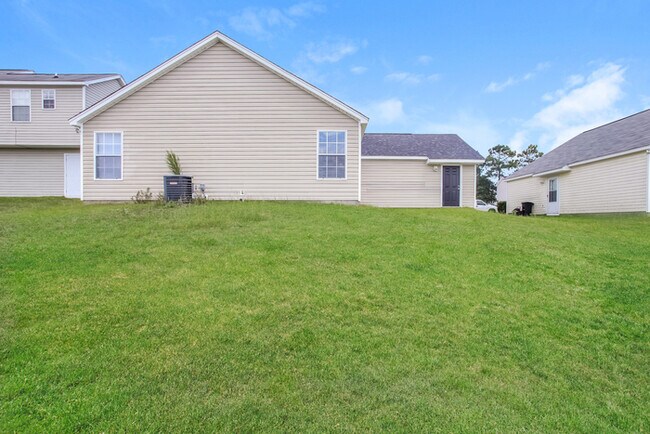 Building Photo - Adorable 3 Bedroom Home in Lexington, SC