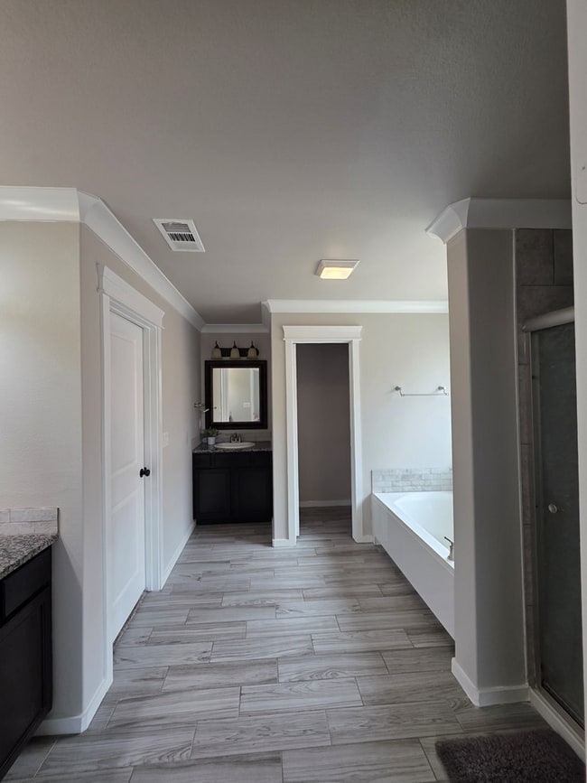 Building Photo - 9031 Antelope Ave