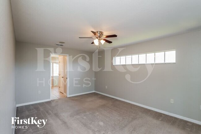 Building Photo - 2530 Pine Valley Dr