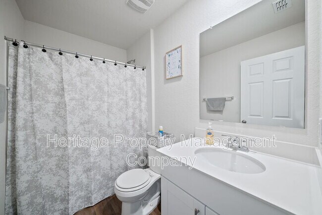 Building Photo - 13721 Crossbow Rdg